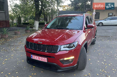 Внедорожник / Кроссовер Jeep Compass 2017 в 