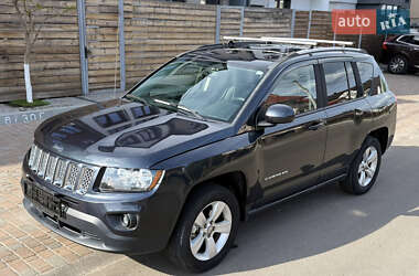 Внедорожник / Кроссовер Jeep Compass 2014 в 