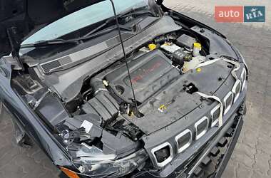 Внедорожник / Кроссовер Jeep Compass 2021 в 