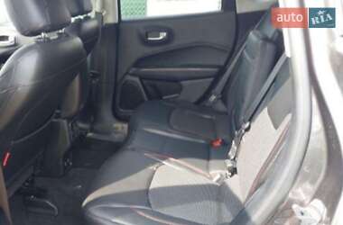 Внедорожник / Кроссовер Jeep Compass 2017 в 
