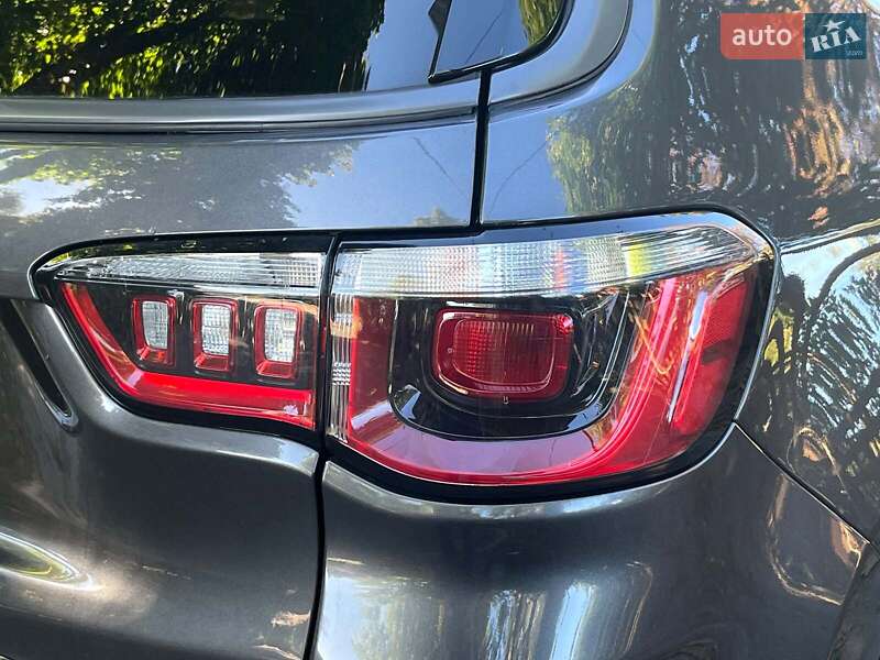 Внедорожник / Кроссовер Jeep Compass 2018 в Киеве фото 12 Внедорожник / Кроссовер Jeep Compass 2018 в Киеве