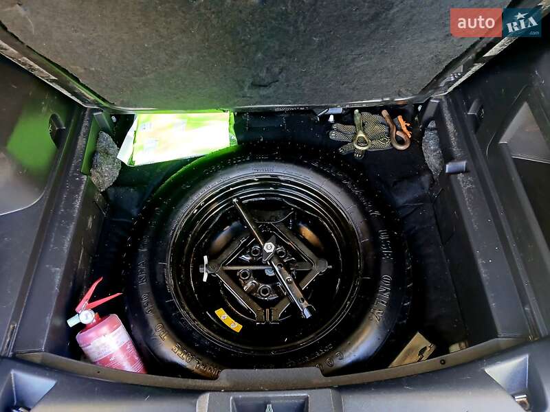 Внедорожник / Кроссовер Jeep Compass 2013 в Киеве