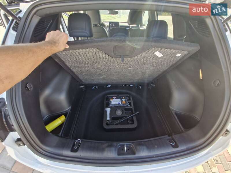 Внедорожник / Кроссовер Jeep Compass 2024 в Киеве