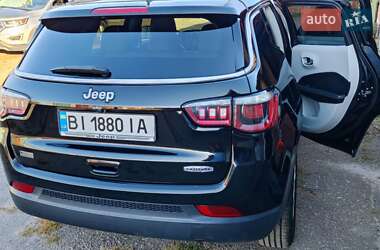 Внедорожник / Кроссовер Jeep Compass 2019 в 
