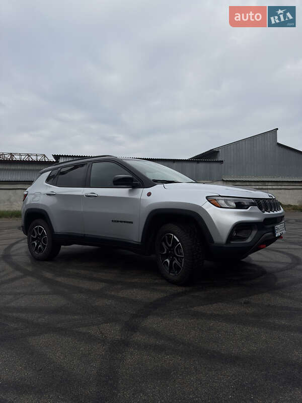Внедорожник / Кроссовер Jeep Compass 2025 в Киеве