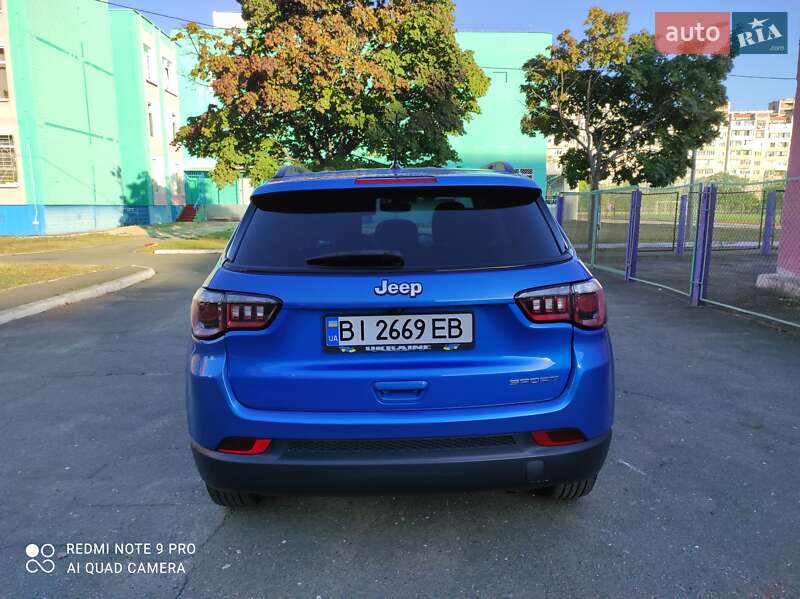 Внедорожник / Кроссовер Jeep Compass 2017 в Киеве