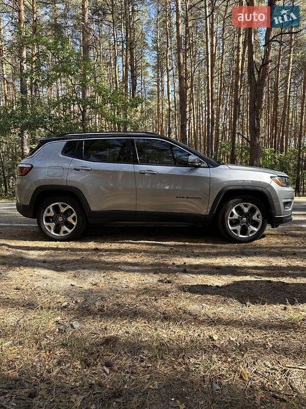 Внедорожник / Кроссовер Jeep Compass 2017 в Полтаве