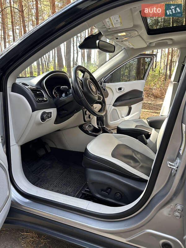 Внедорожник / Кроссовер Jeep Compass 2017 в Полтаве