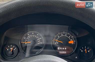 Внедорожник / Кроссовер Jeep Compass 2015 в 