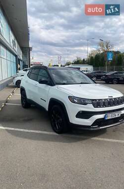 Внедорожник / Кроссовер Jeep Compass 2022 в 