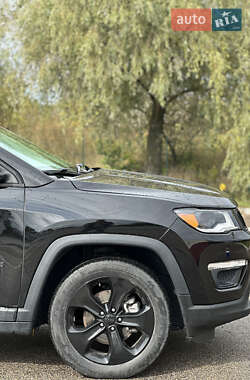 Внедорожник / Кроссовер Jeep Compass 2019 в 