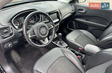 Внедорожник / Кроссовер Jeep Compass 2019 в 