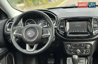 Внедорожник / Кроссовер Jeep Compass 2019 в 