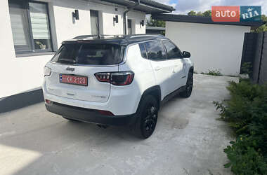 Внедорожник / Кроссовер Jeep Compass 2022 в 