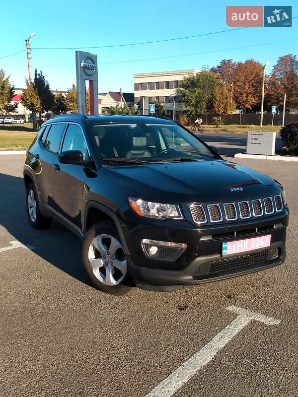 Внедорожник / Кроссовер Jeep Compass 2017 в 