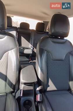 Внедорожник / Кроссовер Jeep Compass 2017 в 