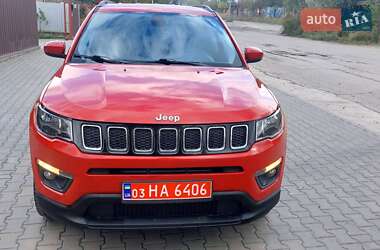 Внедорожник / Кроссовер Jeep Compass 2018 в 