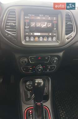 Внедорожник / Кроссовер Jeep Compass 2019 в 