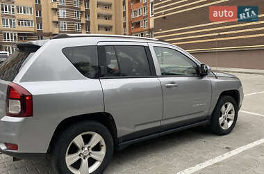 Внедорожник / Кроссовер Jeep Compass 2014 в 