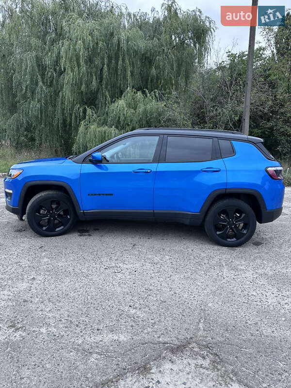 Внедорожник / Кроссовер Jeep Compass 2020 в Киеве