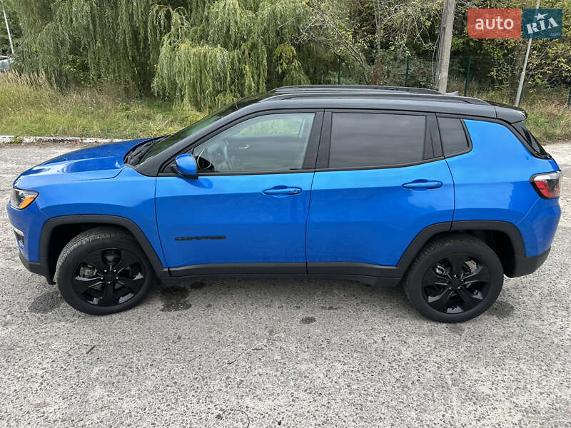 Внедорожник / Кроссовер Jeep Compass 2020 в Киеве