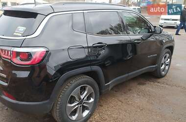 Внедорожник / Кроссовер Jeep Compass 2017 в 