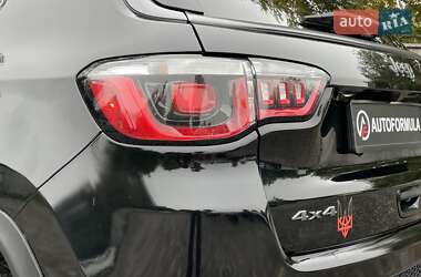 Внедорожник / Кроссовер Jeep Compass 2018 в 