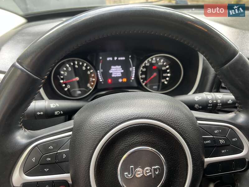 Внедорожник / Кроссовер Jeep Compass 2017 в Николаеве