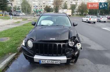 Внедорожник / Кроссовер Jeep Compass 2010 в 