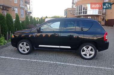 Внедорожник / Кроссовер Jeep Compass 2010 в 