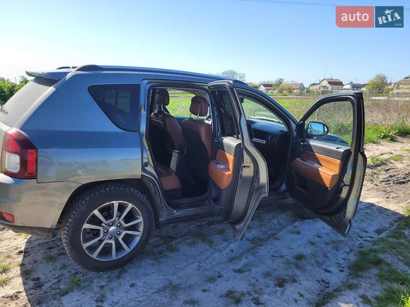Внедорожник / Кроссовер Jeep Compass 2013 в Борисполе
