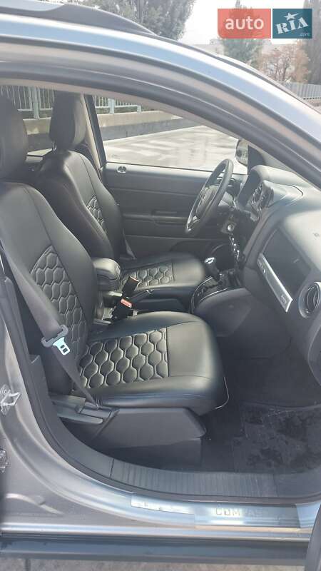 Внедорожник / Кроссовер Jeep Compass 2016 в Киеве фото 15 Внедорожник / Кроссовер Jeep Compass 2016 в Киеве