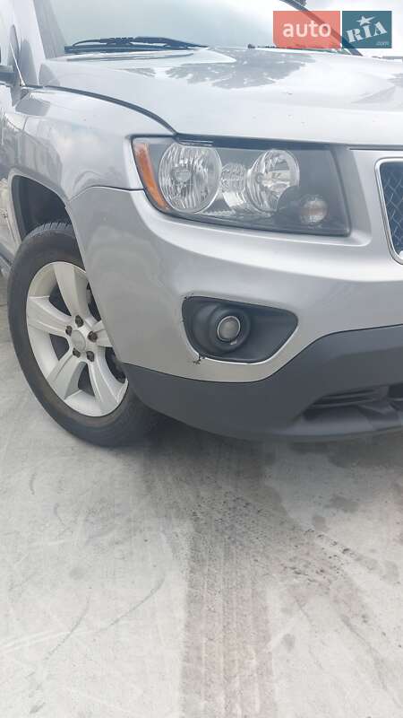 Внедорожник / Кроссовер Jeep Compass 2016 в Киеве фото 22 Внедорожник / Кроссовер Jeep Compass 2016 в Киеве