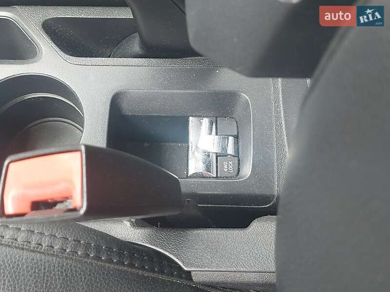 Внедорожник / Кроссовер Jeep Compass 2016 в Киеве фото 18 Внедорожник / Кроссовер Jeep Compass 2016 в Киеве