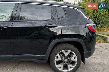 Внедорожник / Кроссовер Jeep Compass 2017 в 