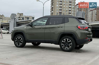 Внедорожник / Кроссовер Jeep Compass 2020 в 
