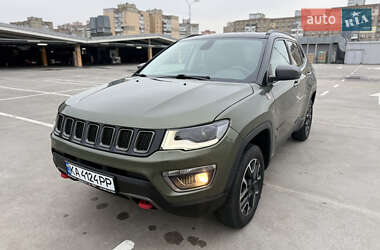 Внедорожник / Кроссовер Jeep Compass 2020 в 