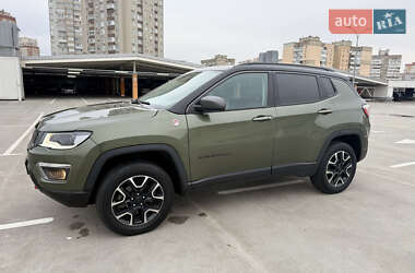 Внедорожник / Кроссовер Jeep Compass 2020 в 