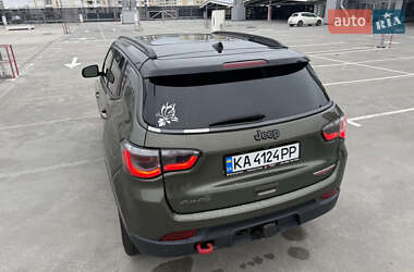 Внедорожник / Кроссовер Jeep Compass 2020 в 