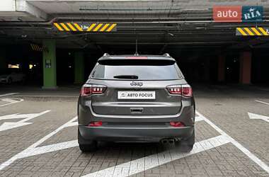 Внедорожник / Кроссовер Jeep Compass 2019 в 