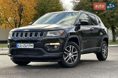 Внедорожник / Кроссовер Jeep Compass 2017 в Киеве