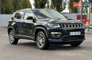 Внедорожник / Кроссовер Jeep Compass 2017 в 
