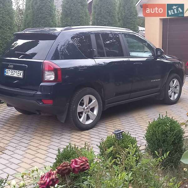 Внедорожник / Кроссовер Jeep Compass 2016 в Ивано-Франковске