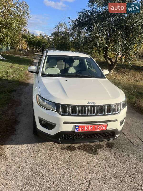 Внедорожник / Кроссовер Jeep Compass 2017 в Полтаве фото 13 Внедорожник / Кроссовер Jeep Compass 2017 в Полтаве