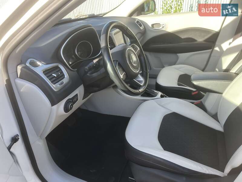 Внедорожник / Кроссовер Jeep Compass 2017 в Полтаве фото 33 Внедорожник / Кроссовер Jeep Compass 2017 в Полтаве