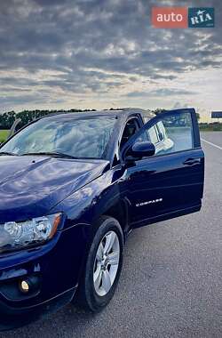 Внедорожник / Кроссовер Jeep Compass 2016 в 