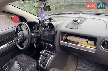 Внедорожник / Кроссовер Jeep Compass 2013 в 