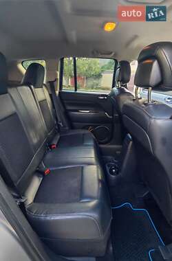 Внедорожник / Кроссовер Jeep Compass 2014 в 