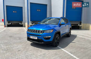 Внедорожник / Кроссовер Jeep Compass 2018 в 
