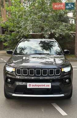 Внедорожник / Кроссовер Jeep Compass 2023 в 
